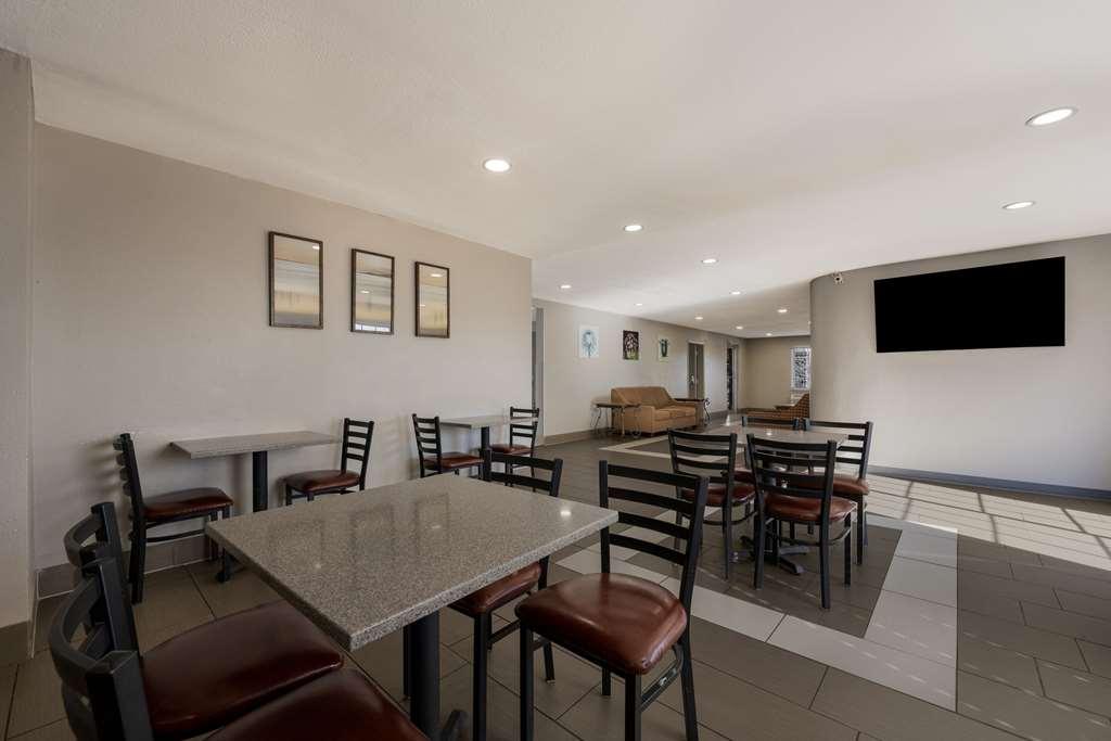 Quality Inn University Area Farmville Restaurante foto